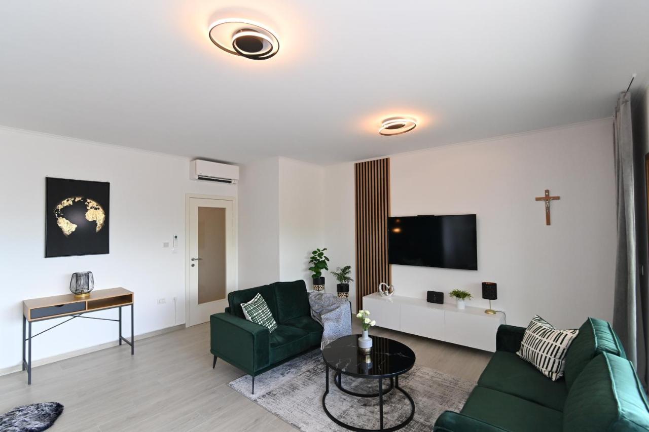 Sea View Deluxe Apartment Fiume Esterno foto