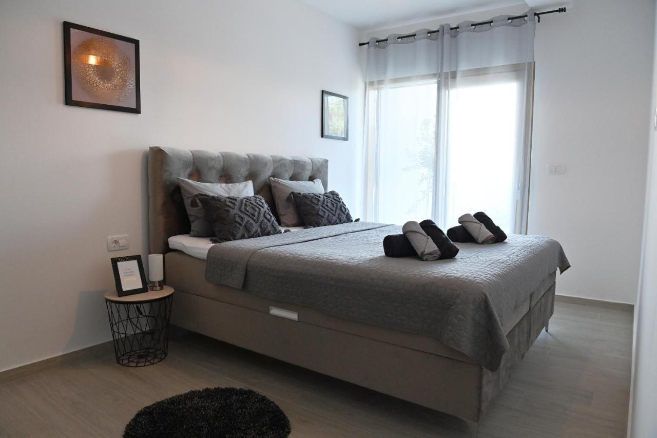 Sea View Deluxe Apartment Fiume Esterno foto