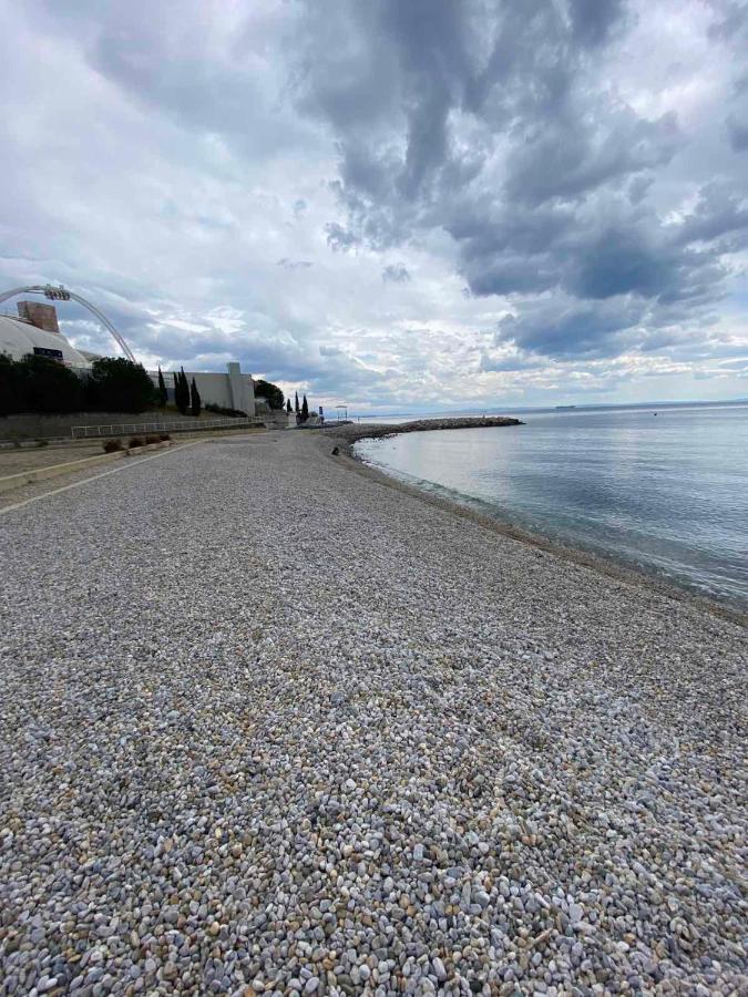 Sea View Deluxe Apartment Fiume Esterno foto